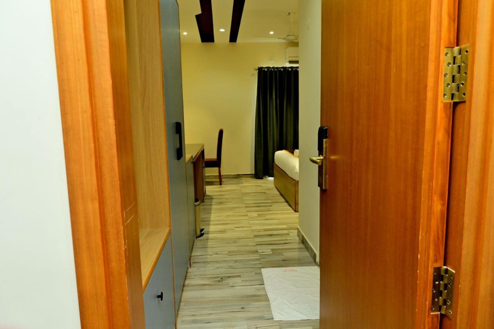Hometown Sharu'S Inn A Luxury Hotel Chikmagalūr Zewnętrze zdjęcie